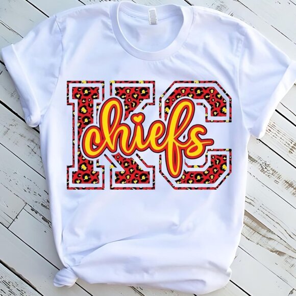 Kansas City Chiefs Tee Graphic Short Sleeve T-Shirt - Picture 1 of 2